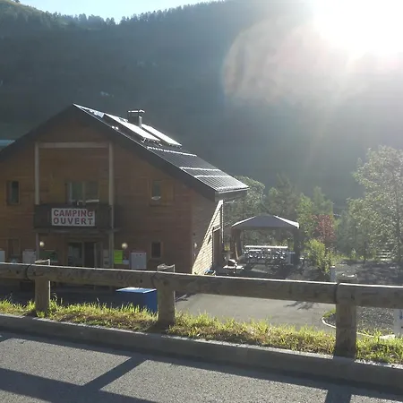 Camping Le Cians Campsite 3*